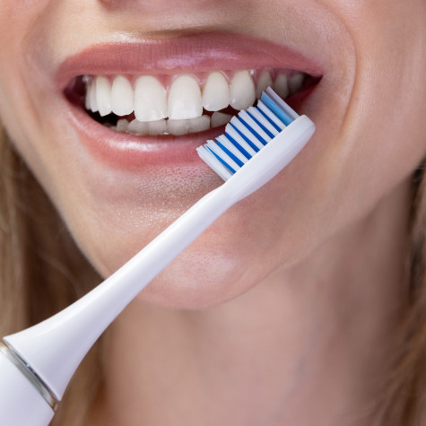 Электрическая звуковая зубная щётка Revyline RL 015 White и по всей Беларуси в интернет-магазине Revyline.by