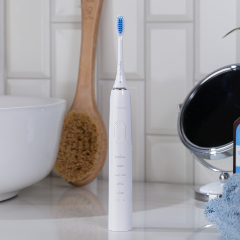 Электрическая звуковая зубная щётка Revyline RL 015 White и по всей Беларуси в интернет-магазине Revyline.by