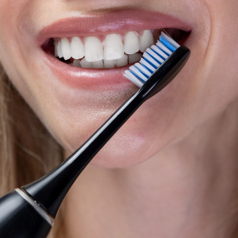 Электрическая звуковая зубная щётка Revyline RL 015 Black и по всей Беларуси в интернет-магазине Revyline.by