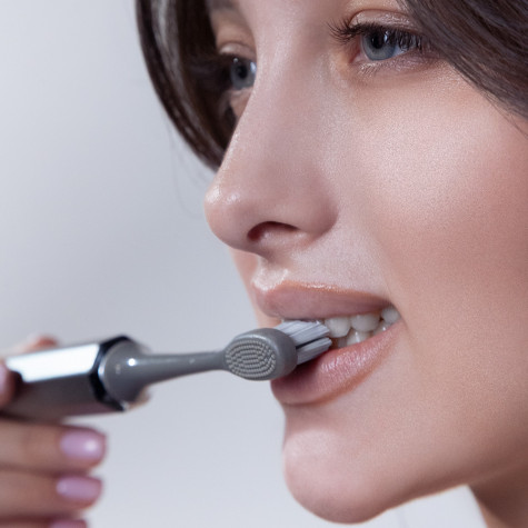 Электрическая звуковая зубная щётка SWIT by Revyline RL 090 Silver и по всей Беларуси в интернет-магазине Revyline.by